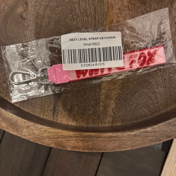 White Fox Next Level Strap Keychain - Picture 1 of 2